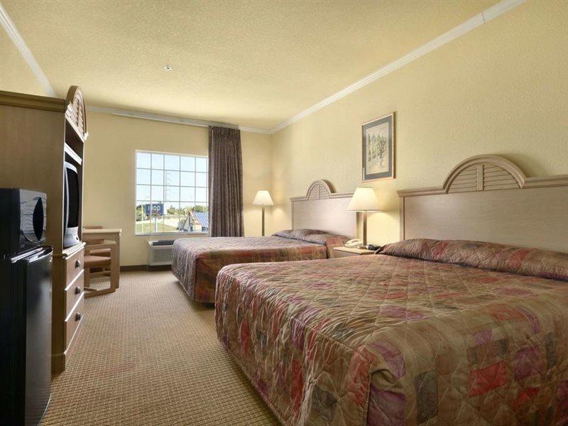 Hotel Super 8 By Wyndham San Antonio/Alamodome Area Exterior foto